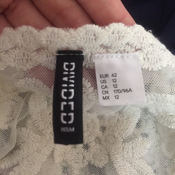 H&M top - Picture 3 of 3